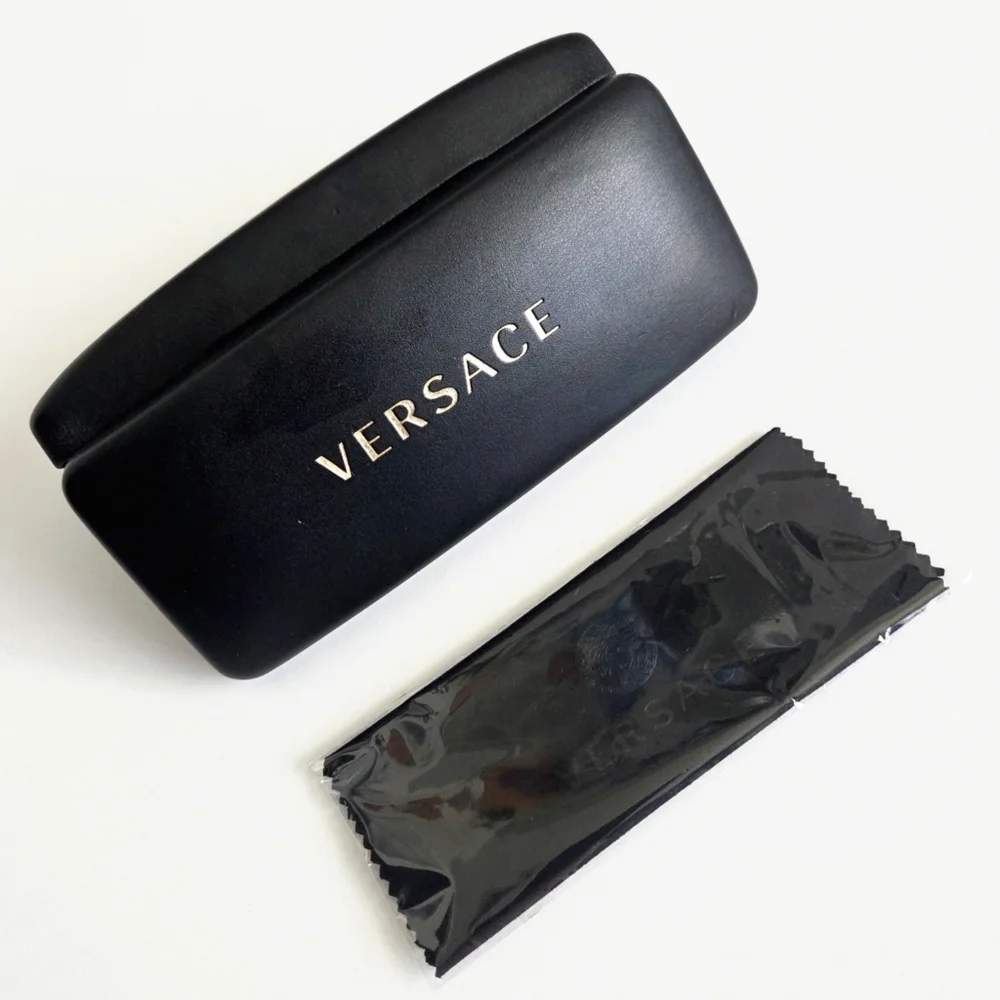 Versace black clam